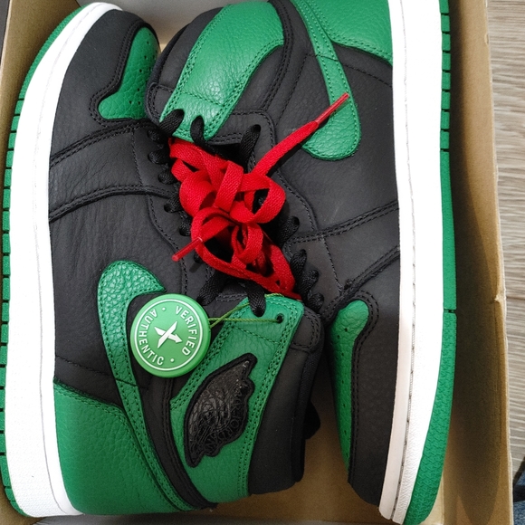 Jordan 1 - Picture 2 of 4
